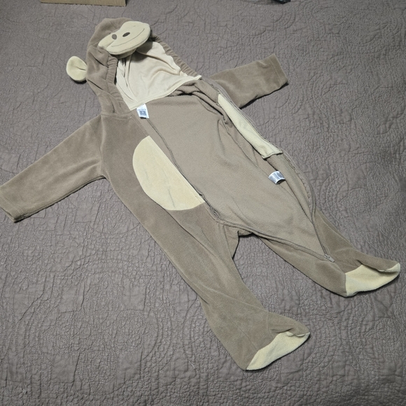 Carter’s little monkey halloween costume, 9M - Picture 3 of 10